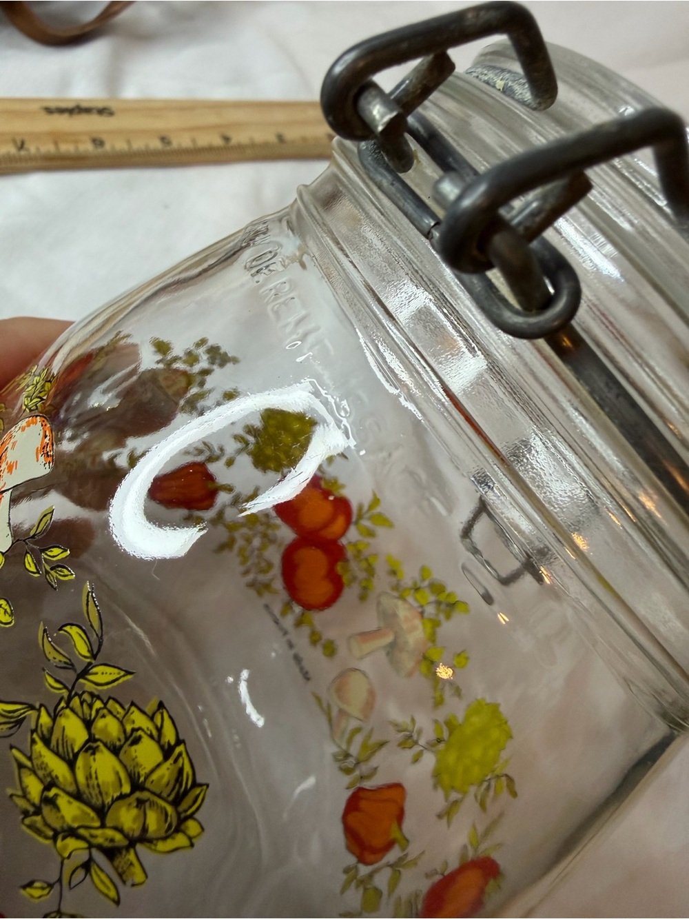 Vintage Arcoroc France Glass Canister Vegetable Garden Tomato Mushroom - Picture 12 of 12
